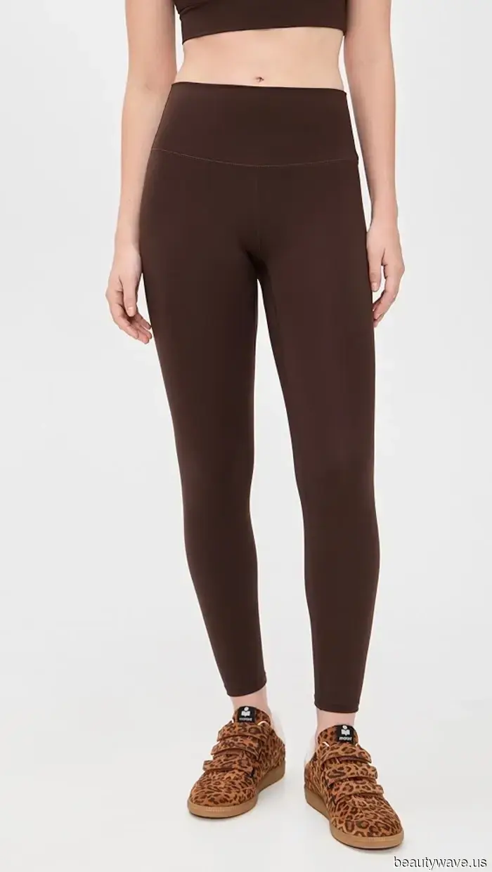 In 2026, women in Paris, New York, and London will exclusively sport these particular legging styles.