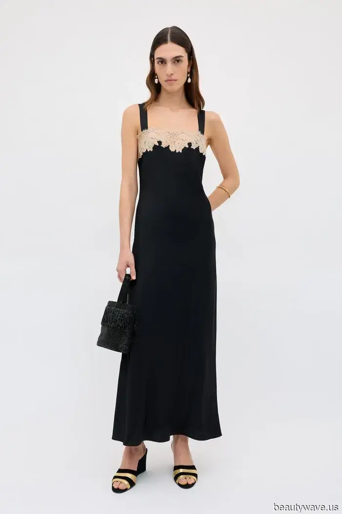 Alexa Chung oficialmente dio inicio a la temporada de fiestas con la fórmula exacta de atuendo LBD que estamos viendo en todas partes.