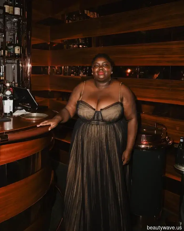 My friends are constantly asking me what to wear for the party season—here are 6 expert-approved trends I’m recommending to them.