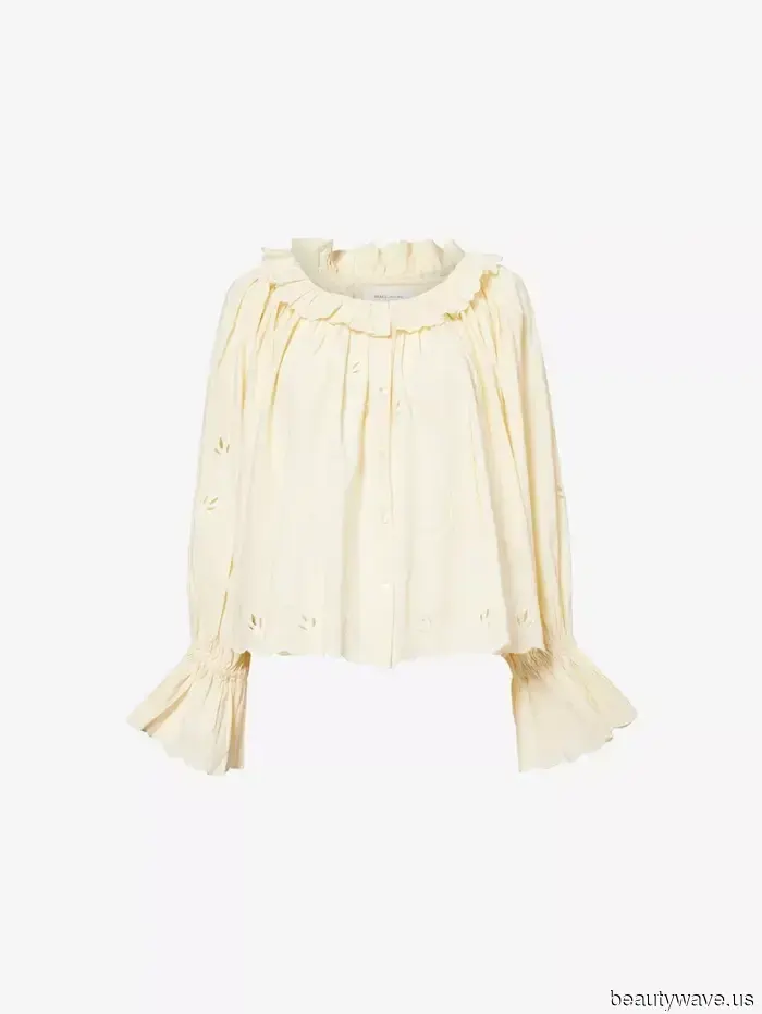 No, not cotton dresses—French women are repeatedly wearing these stylish linen trends this spring.