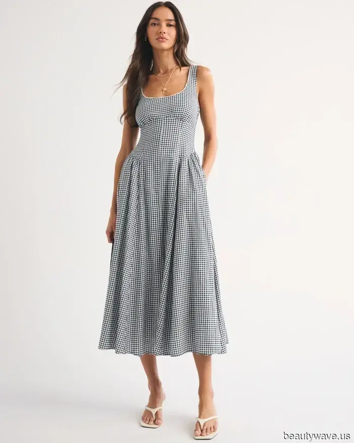 Wherever I turn, I see women with a penchant for luxury donning the opulent dress trend that’s saturating Zara.
