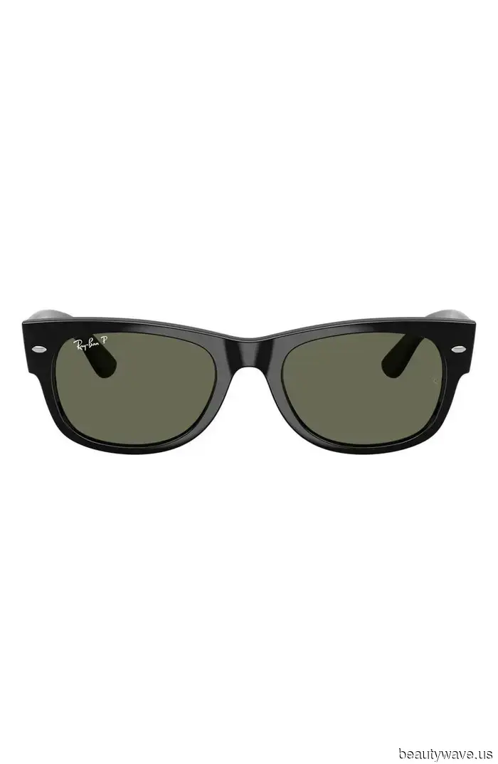 The Footwear, Eyewear, and Handbags Our Fashion Editors View as Timeless