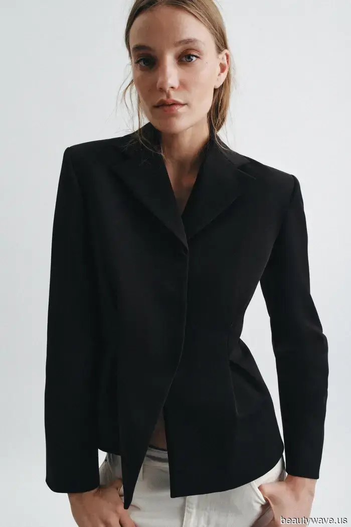 As a Senior Shopping Editor, if I could exclusively wear Zara throughout May, these are the items I would choose.