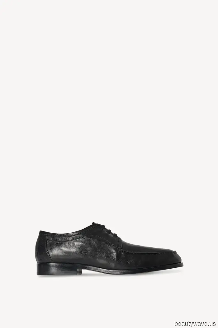 New The Row Alert! These Early Fall Bags and Shoes Are About to Cause a Stir