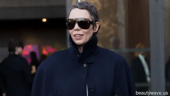 Il tuo algoritmo è sbagliato: le persone di moda nei loro 50 anni *stanno* indossando questa tendenza di scarpe giovanili