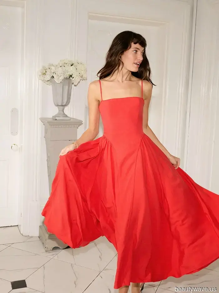 Se parteciperai a un matrimonio in abito da sera quest'anno, questi sono i migliori vestiti da indossare