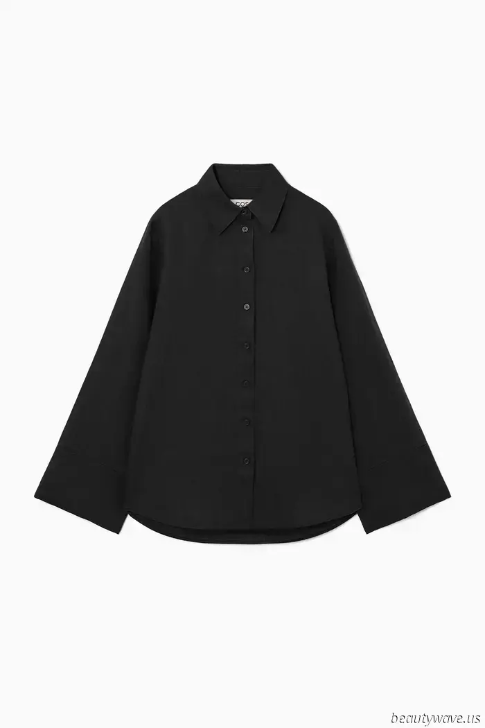 I'm not discarding my white blouses, but I continue to opt for this stylish alternative instead.