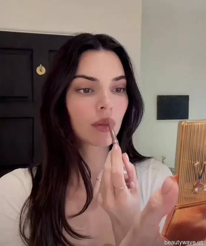 After 8 weeks of observation, here are the beauty products that trendsetters are currently using in secret.
