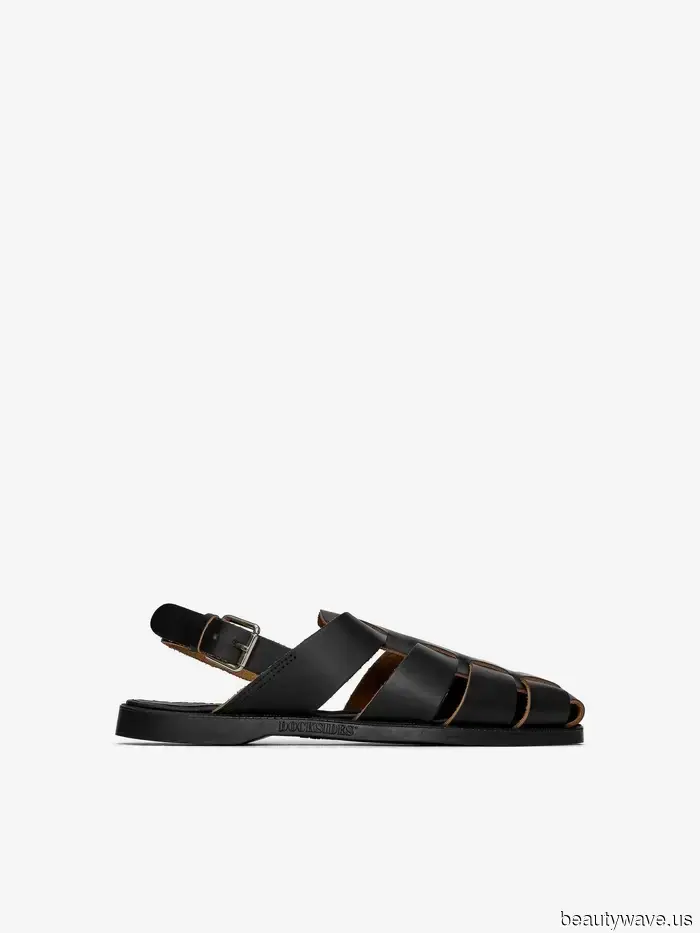 I've learned the hard way that I should never go on vacation without bringing this essential shoe style.