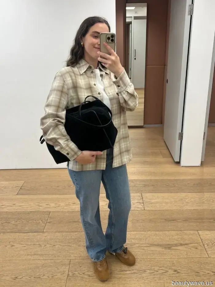 Gracias a las gemelas Olsen y a las It Girls europeas, de repente todos están comprando esta tendencia de camisetas de 30 años para el invierno.