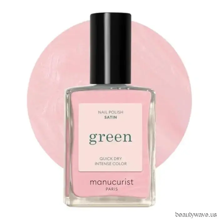 Pinterest states that this spring, every It Girl is showcasing this stylish, adaptable manicure.