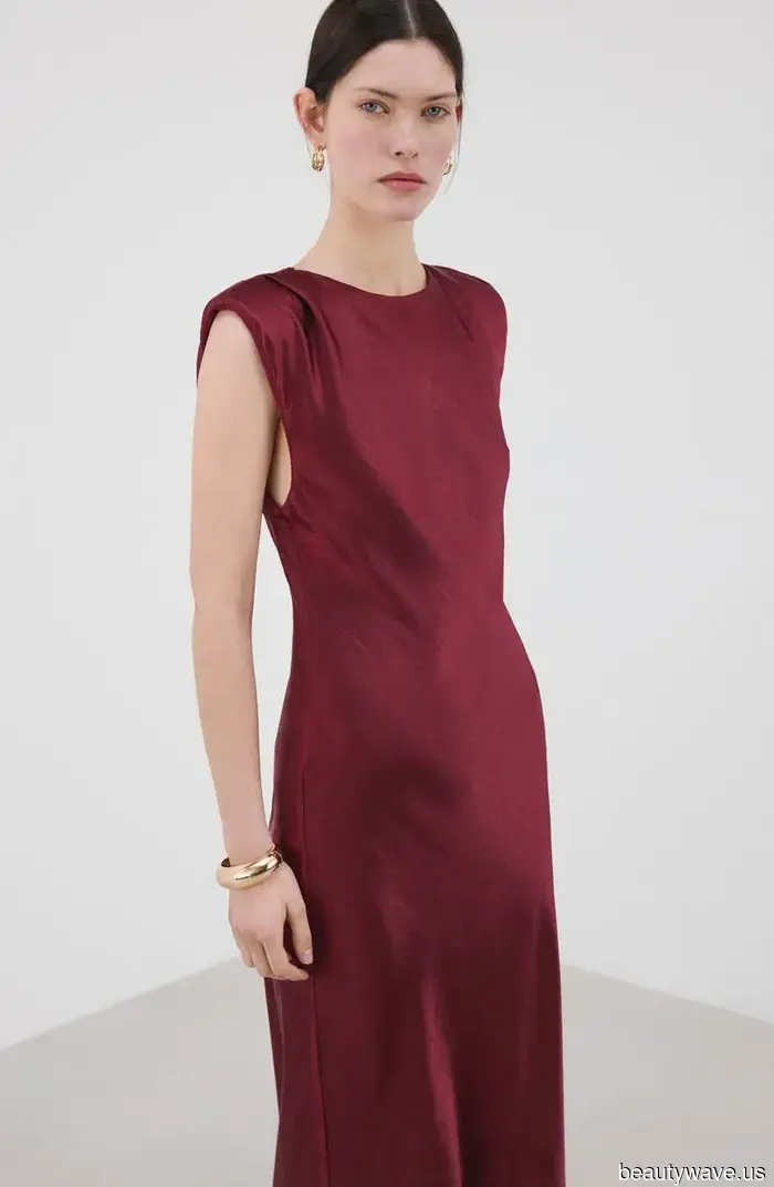 Meine 57-jährige Mutter umarmt ihr graues Haar&mdash;Laut Experten sind dies die eleganten Outfitfarben, die…