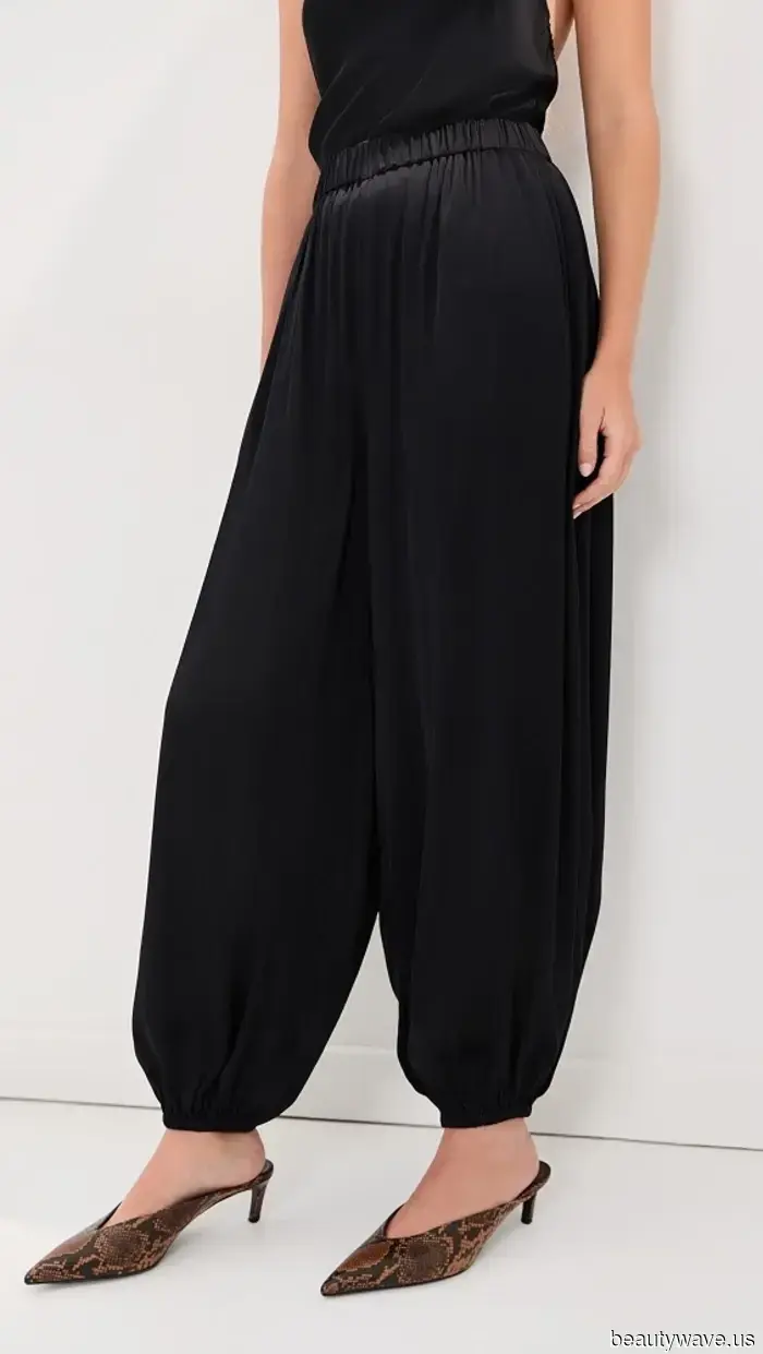 Stylish Moms Are Aware That the Trendiest Early-Morning Ensembles Feature This Pant Style.