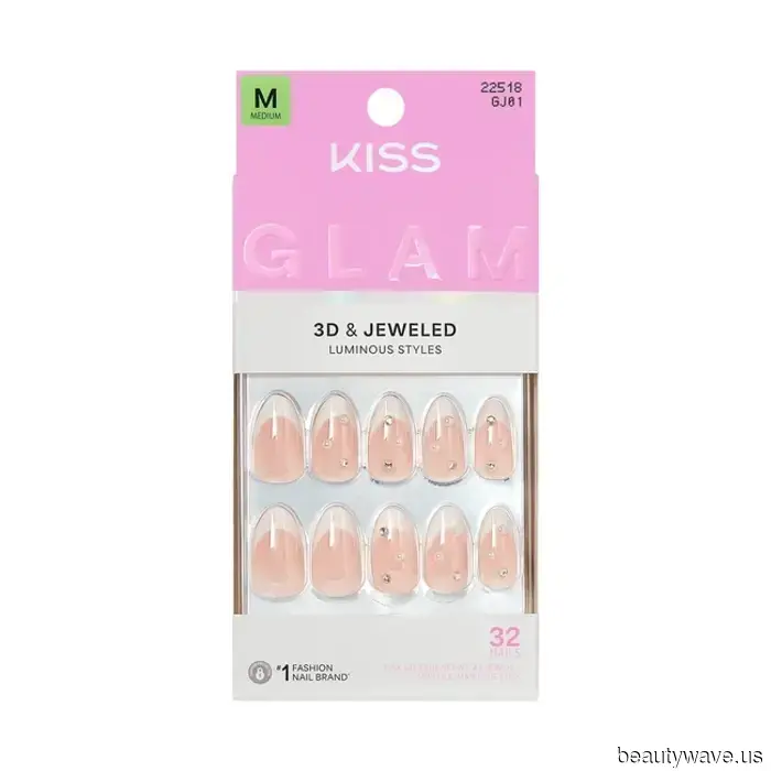 It's Confirmed: Style Influencers in Milan and London Are Obsessed with These 6 Nail Trends This Summer