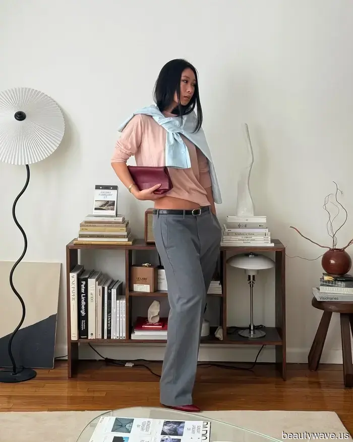 Here are the surprising color combinations that everyone stylish is already sporting this spring.