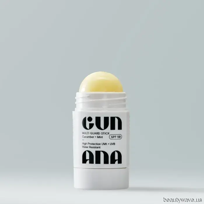 I Was Terrible at Reapplying SPF Until I Found This Useful Product