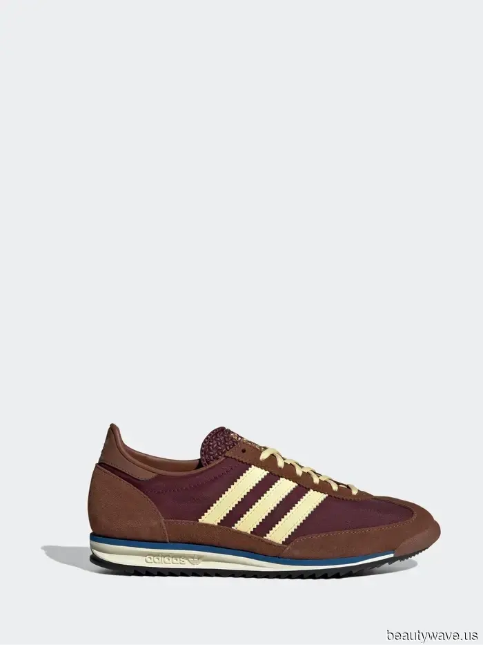 I'm a Fashion Editor—5 Timeless, Winter-Ready Shoes That Should Be in Every Capsule Wardrobe