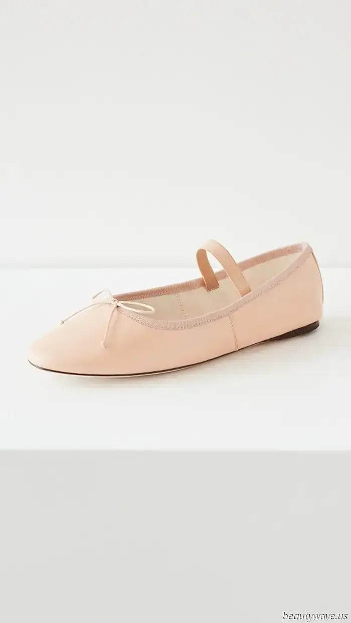 The Three Denim Fits That Still Pair Well With Ballet Flats