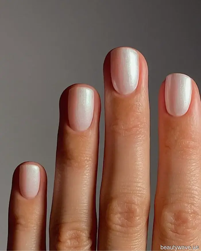 I’m a Nail Trend Specialist—7 Manicures for Autumn to Winter That Exude "Fashion-Forward"