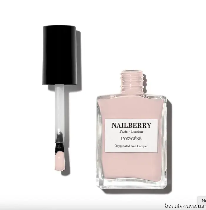 Se indossi uno di questi 18 design di unghie preppy, presumerò che trascorri l'estate a Nantucket.