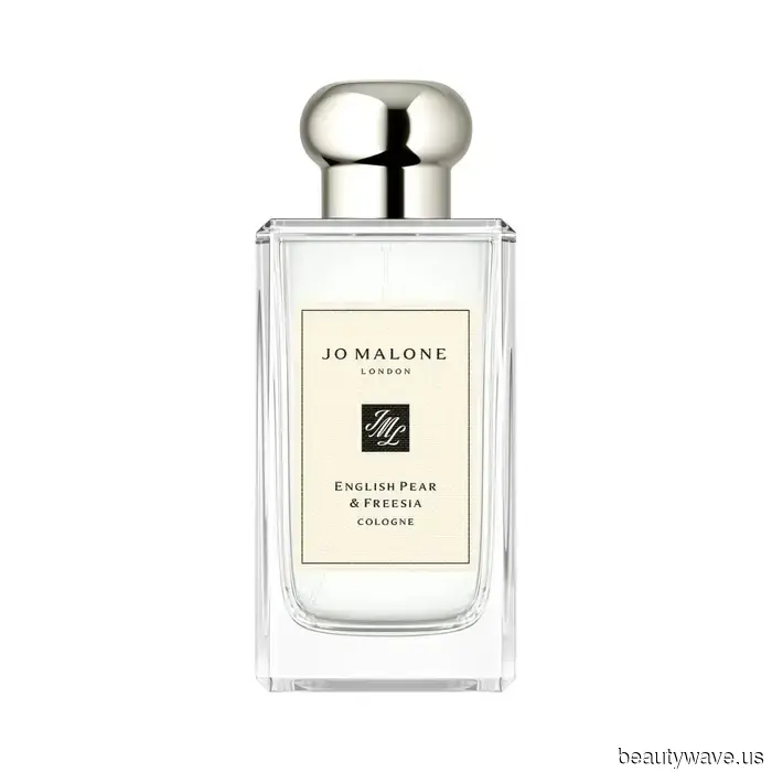 From Fresh Blooms to Sun-Drenched Forests—These 16 Fragrances Capture All the Spring Garden Essence