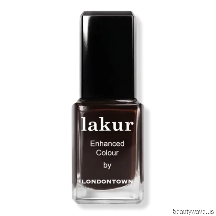 Cinnamon, Caramel, and Cocoa: I'm Currently Obsessed with Luxurious and Elegant Brown Manicures.