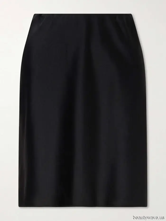 Se indossi la tendenza della gonna al ginocchio esattamente in questo modo, non sembrerai mai fuori moda.