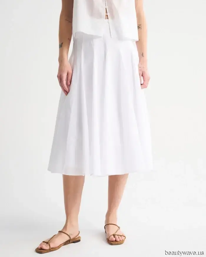 The Abercrombie Memorial Day Sale Features Essential Cool-Girl Items—25 Discoveries That Absolutely Deserve Your Consideration