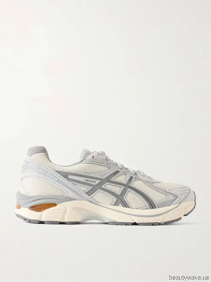 *Not* Boots and Ballet Flats—J.Law’s Most Stylish Outfits Depend on These 5 Key Sneaker Trends