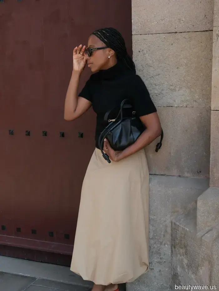 Carolyn Bessette Kennedy is my style icon for 2026—here are 5 minimalist '90s outfits I'm recreating to achieve her look.