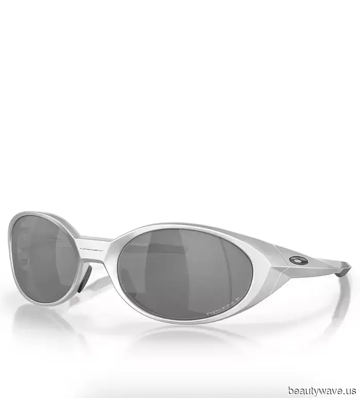 The 7 Hiking Fashion Trends Stylish Dressers Are Embracing for Outdoor Adventures