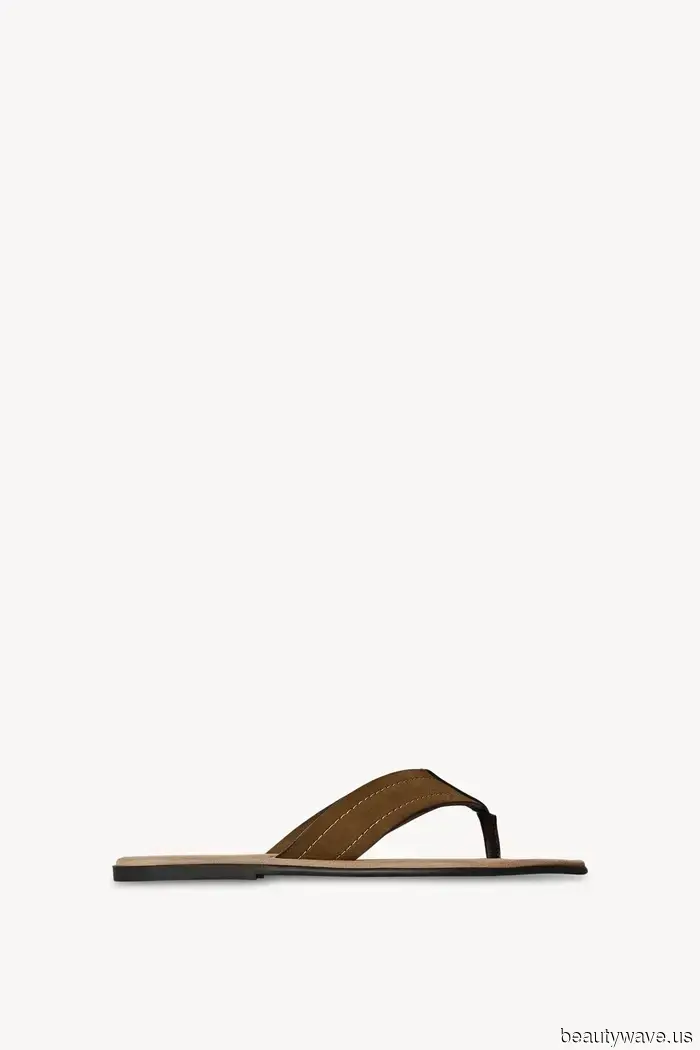 Vertraue mir: Jeans, Röcke und Shorts sehen mit dieser eleganten Flip-Flop-Farbe teurer aus.