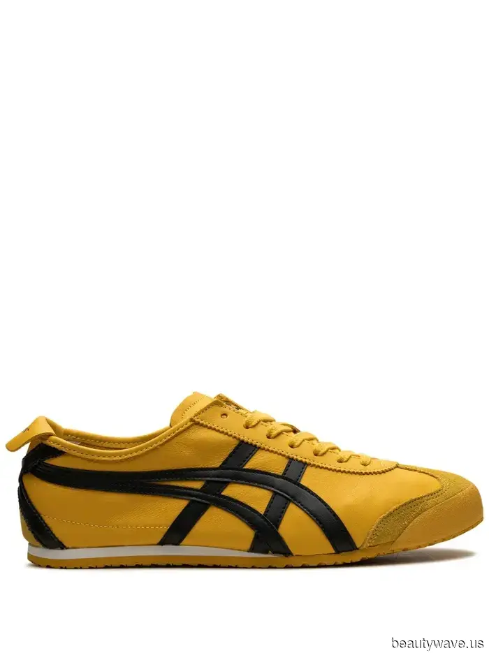 These combinations of jeans and sneakers are considered "out," but these options feel very much like 2026.