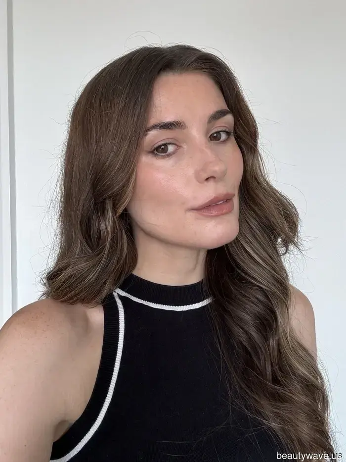 Probé el tono de delineador de ojos que Victoria Beckham jura, ahora sé por qué es un superventas.