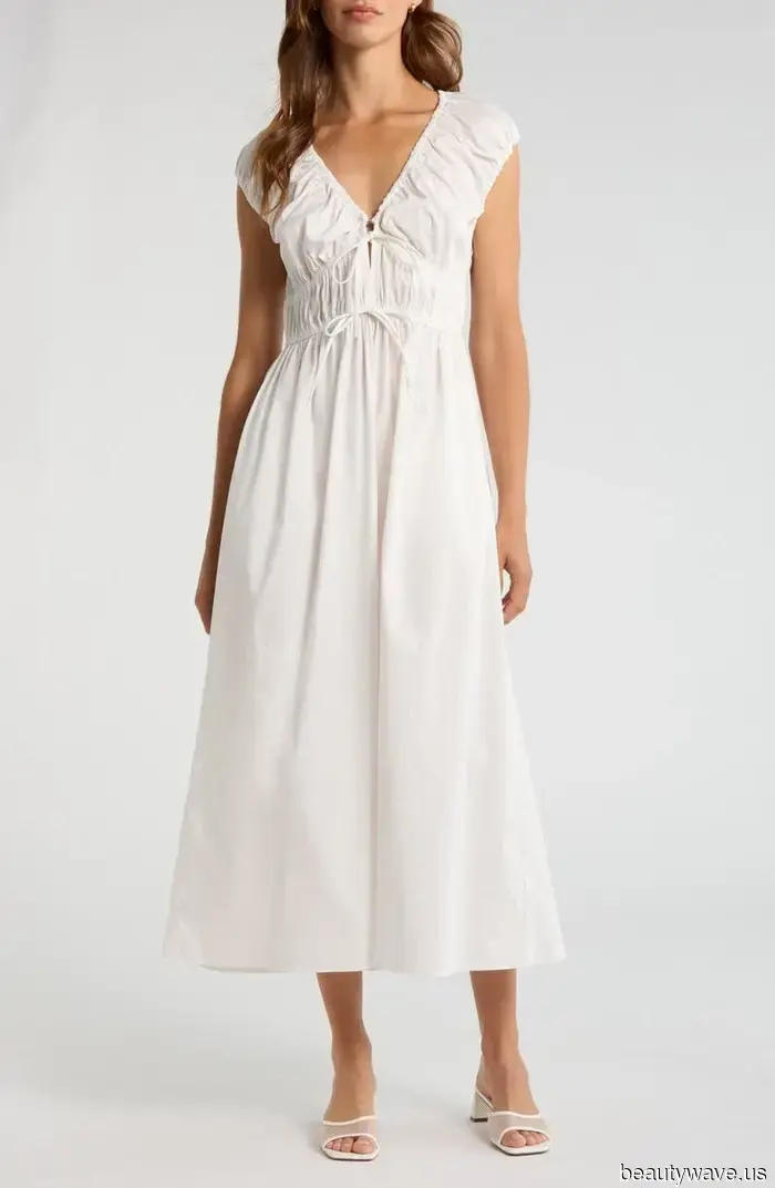 Sandals! Dresses! Shorts! These 30 Stylish Early Summer Discoveries Are Ready to Define Your New Style.