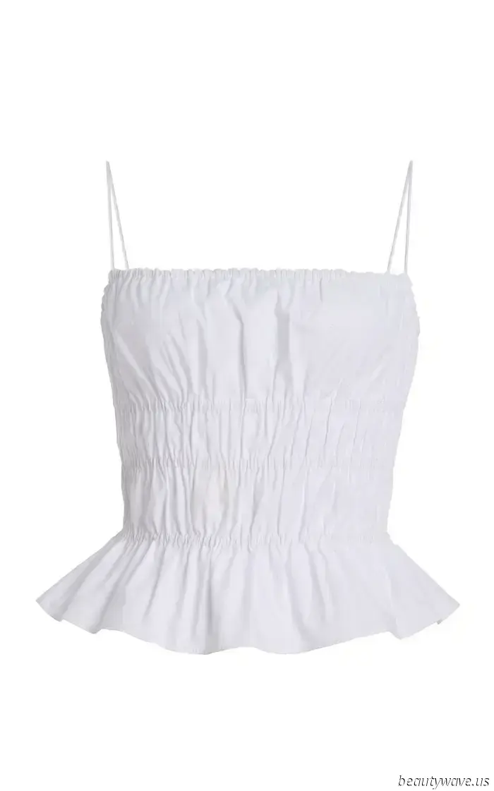 The Trendy Summer Top Fashionable Europeans Enjoy Pairing With Jeans