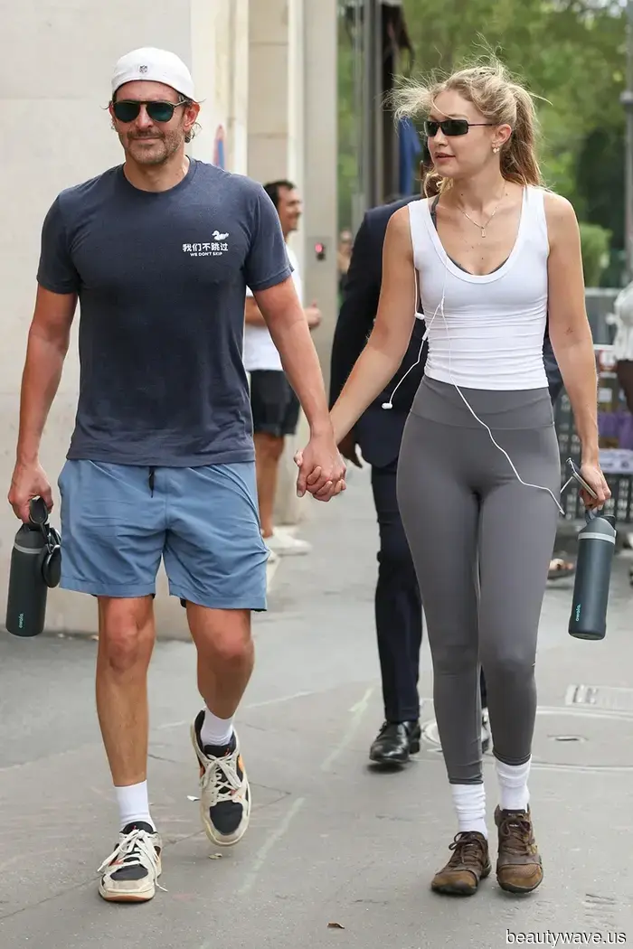 It's Arrived: The Autumn Sneaker Color Trend to Pair with the Legging Shade Every Influencer Will Own in 2026.
