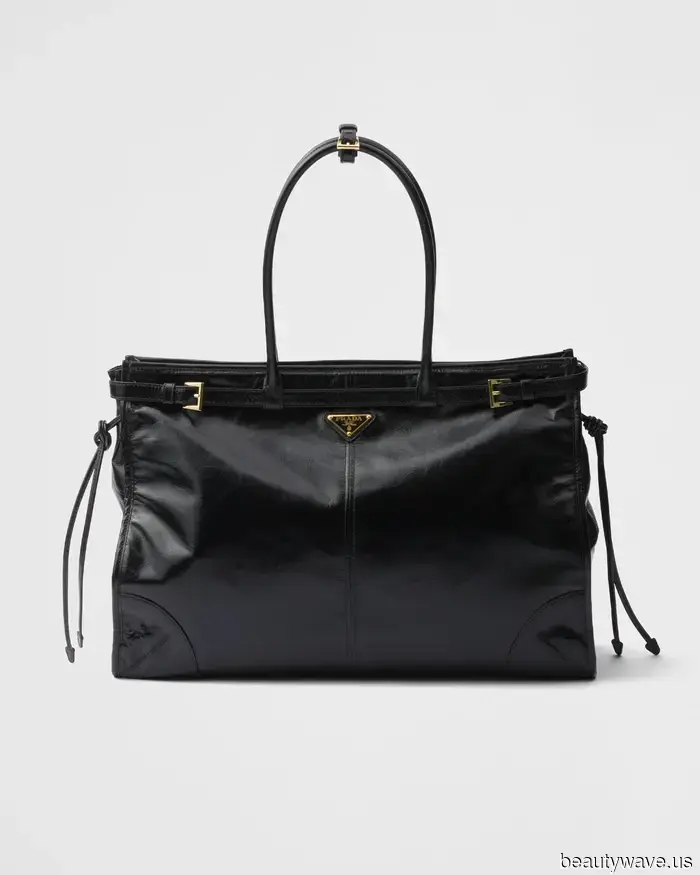 5 Outfit Ideas to Make Light-Wash Skinny Jeans Feel Fresh and Trendy for 2026, Not Outdated