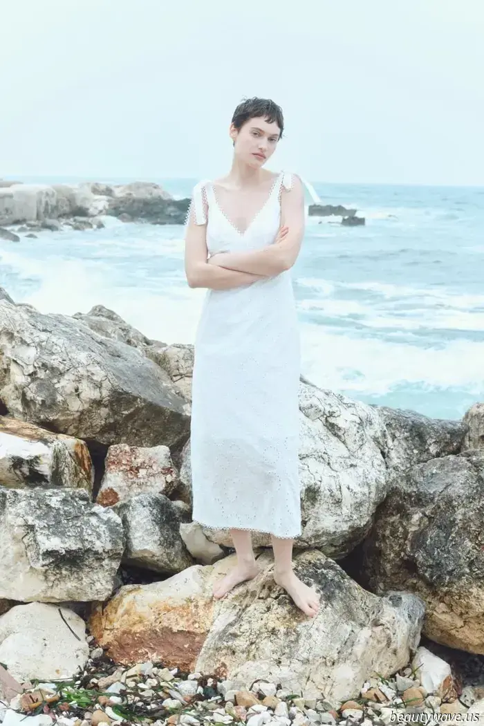 H&M Sells Out of These $30 Pants Every Summer Predictably