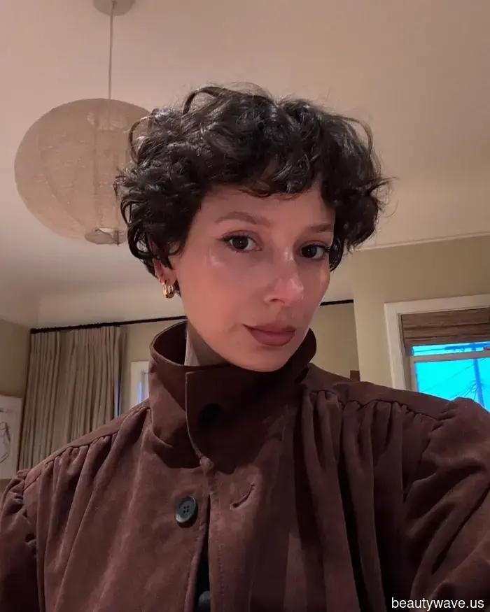 Alle meine Freunde mit coolem Stil machen diesen Ohrpiercing-Trend, der niemals veraltet sein wird.