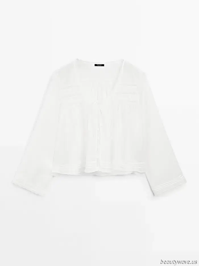 Blaue Jeans und T-Shirts sind süß, aber dieses frische Denim- und Top-Paar ist viel moderner