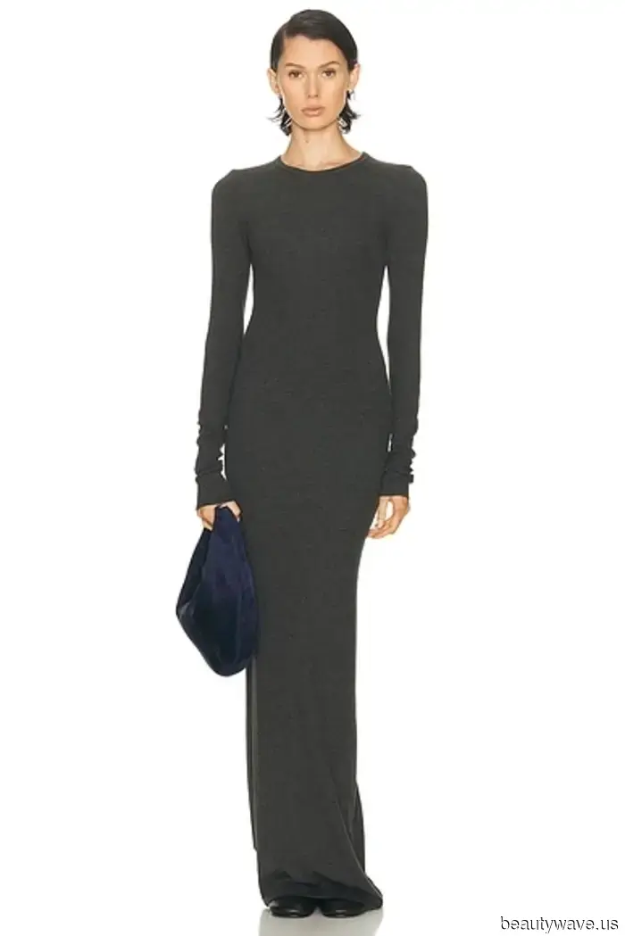 Questo è il trend dei vestiti discreti che tutti indossano con gli stivali in inverno.