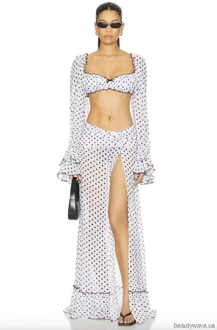 I'm Only Mentioning This Once: If You Don't Give This Trend a Shot Before Summer Wraps Up, You'll Regret It for the Whole Year.