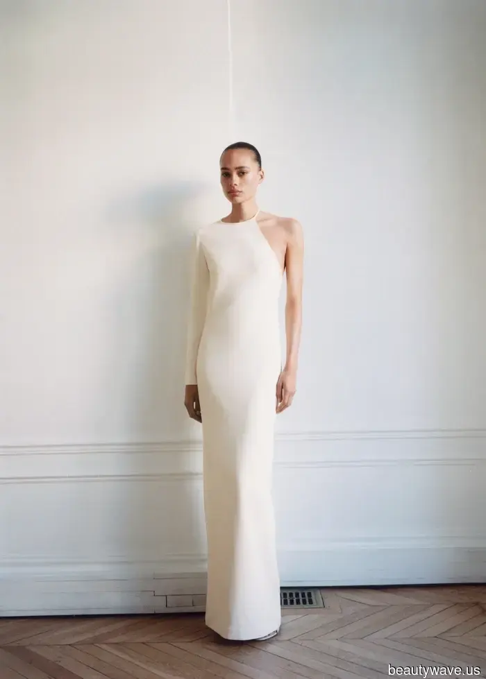 Black heels are great, but in London, it's common knowledge that this shoe color pairs better with white dresses.