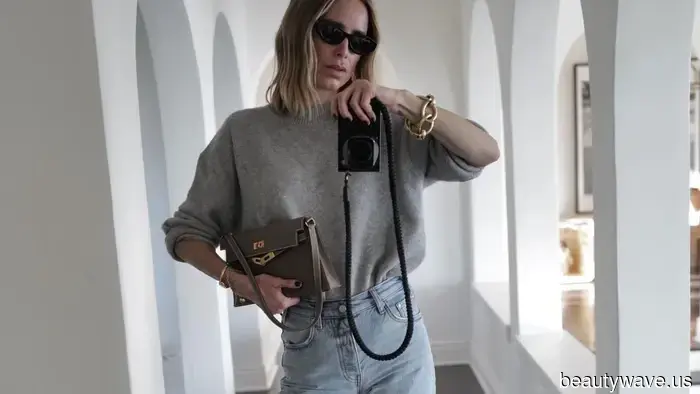 This Denim Trend Has Returned: I Never Imagined I Would Wear These Jeans, Yet Now They Are the Most Fashionable Piece in My Wardrobe.