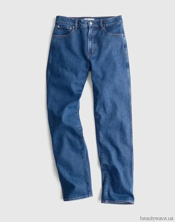 I'm a Fashion Editor Who Loves Denim: 6 Pairs of Jeans That Have a Vintage Appearance But Are Actually New