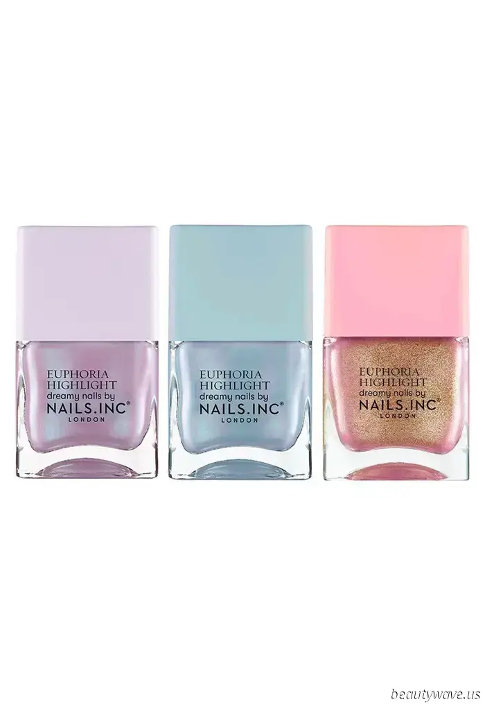 I've noticed that this summer nail trend has pushed the classic French manicure aside.