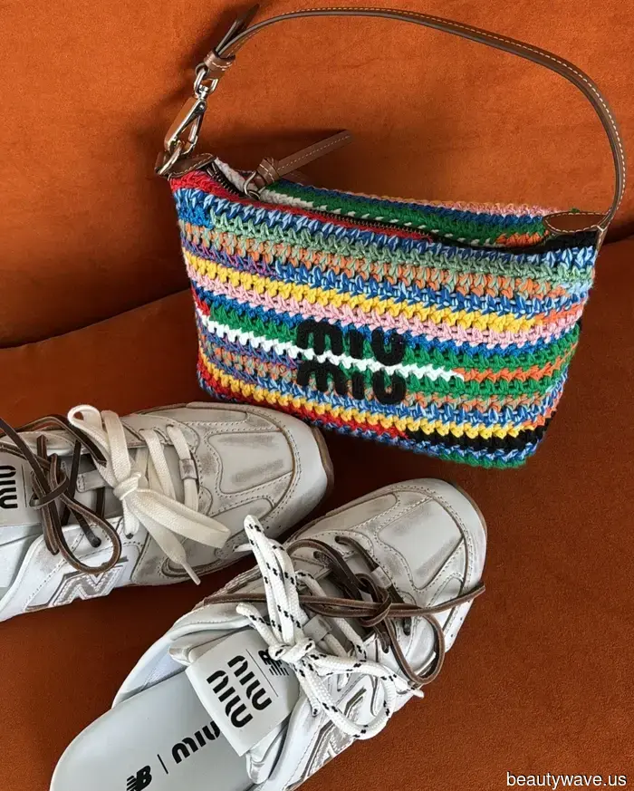 Plötzlich tragen Modeleute diesen umstrittenen neuen Sneaker-Trend.