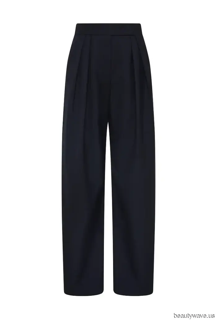 I realize I can’t be Zoë Kravitz, but I can certainly dress like her—6 fall outfits I’m replicating right away.