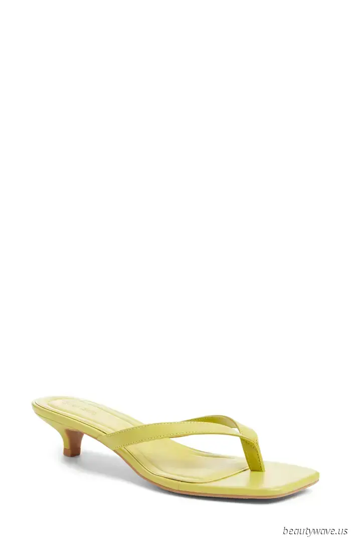 If you're not a fan of flat flip-flops, check out these $50 sandals from Nordstrom that are popular among fashion enthusiasts in NYC.